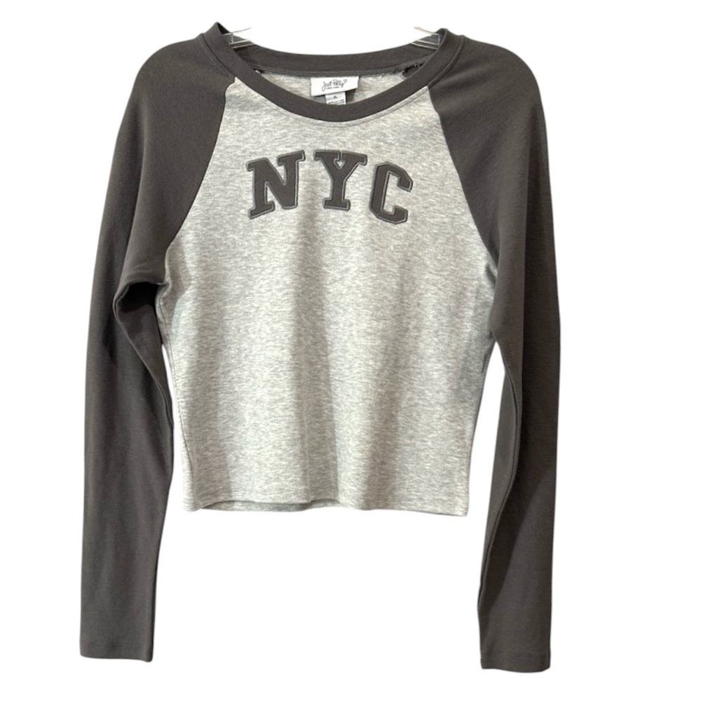 Just Polly NYC Cropped Long Sleeve Top Gray Raglan Graphic Tee XL Streetwear - Picture 1 of 9